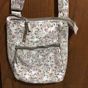 Thirty One cross body bag